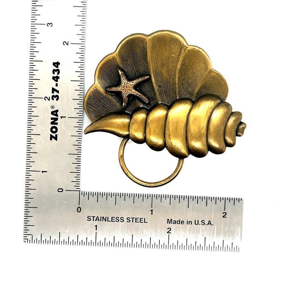 Shell Brooch  - Picture 3 of 5